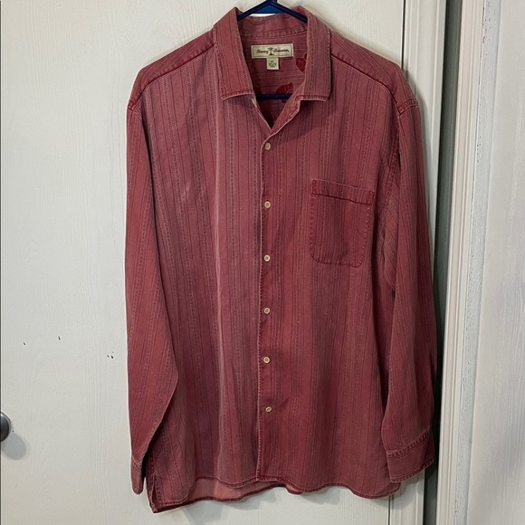 Tommy Bahama Other - Tommy Bahama 100% Silk Red Distressed Button Down Pocket Long Sleeve Size XL